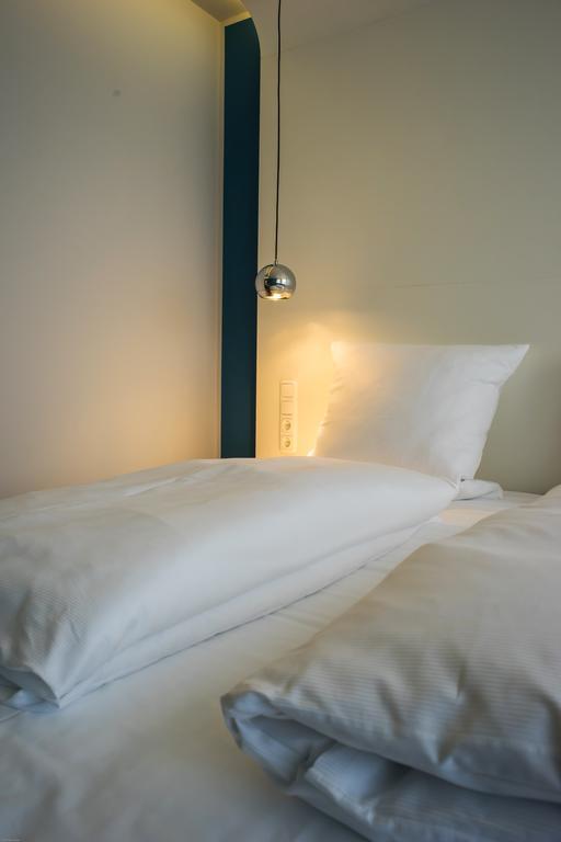 זירנדורף Hotel Knorz חדר תמונה