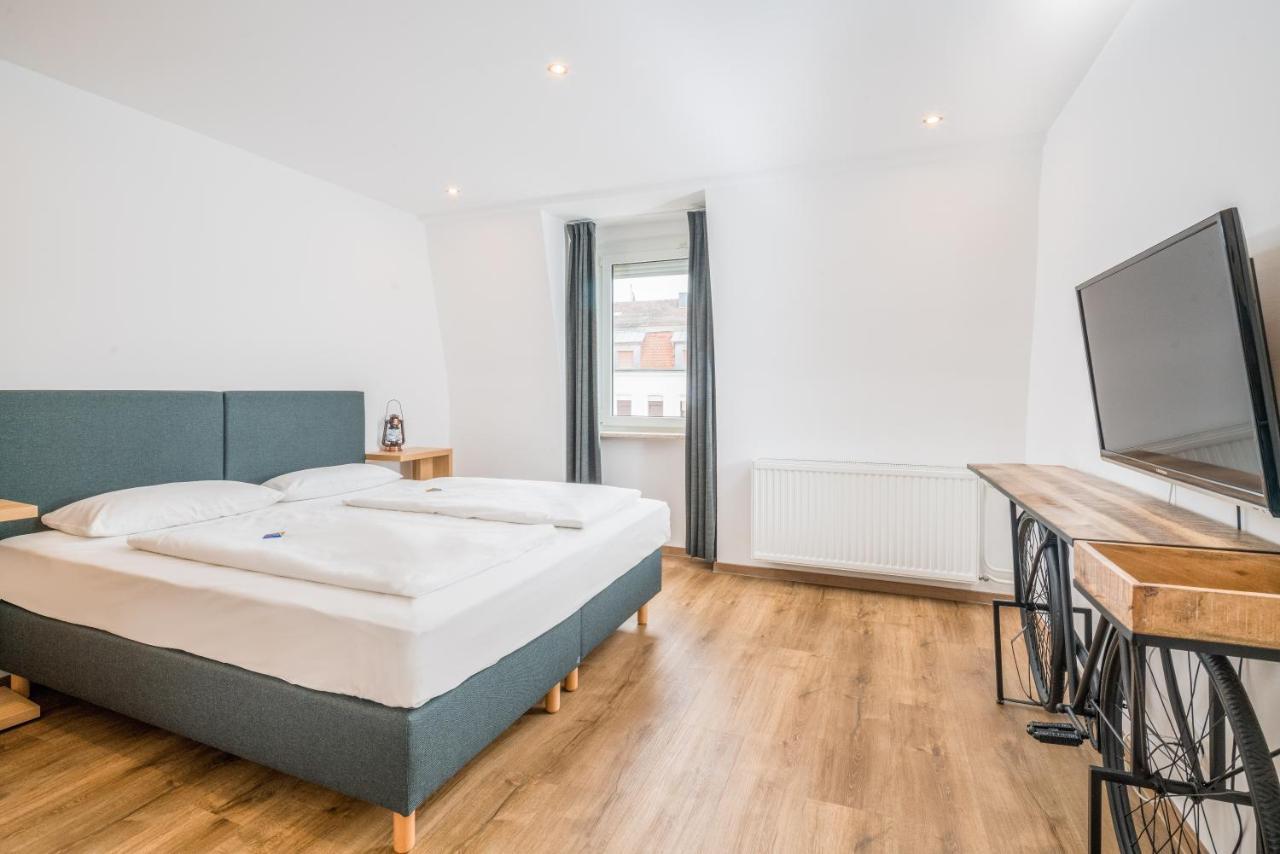 זירנדורף Hotel Knorz מראה חיצוני תמונה