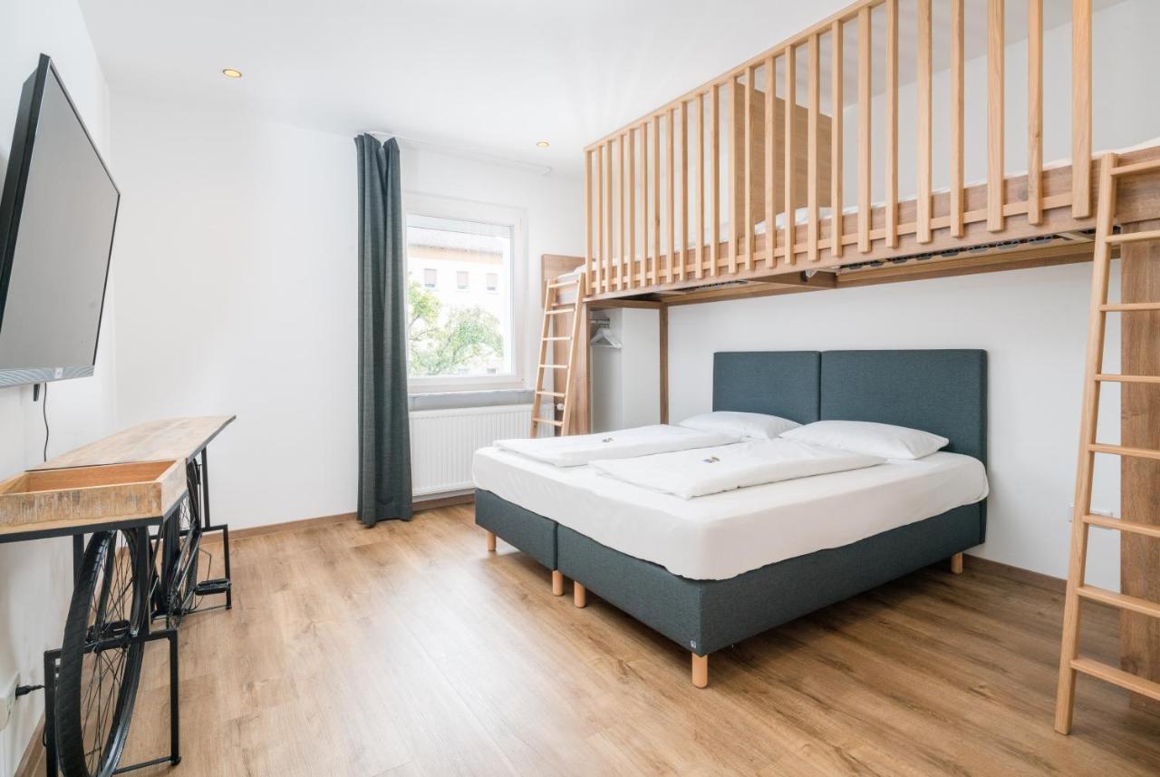 זירנדורף Hotel Knorz מראה חיצוני תמונה