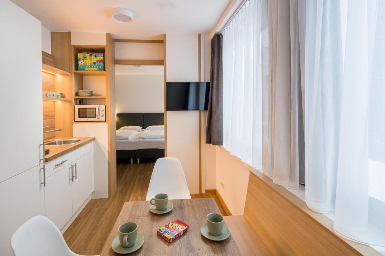 זירנדורף Hotel Knorz מראה חיצוני תמונה