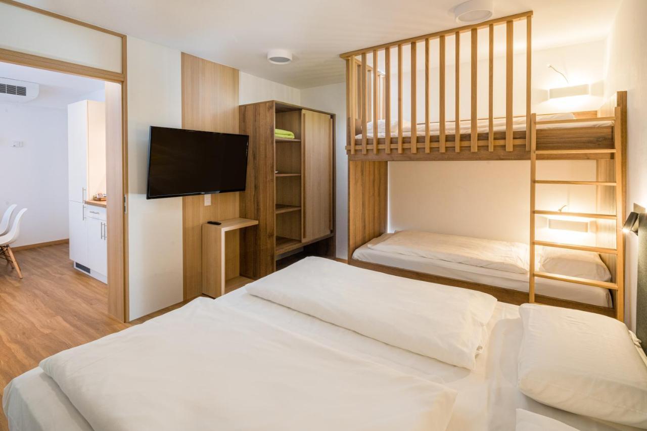 זירנדורף Hotel Knorz מראה חיצוני תמונה