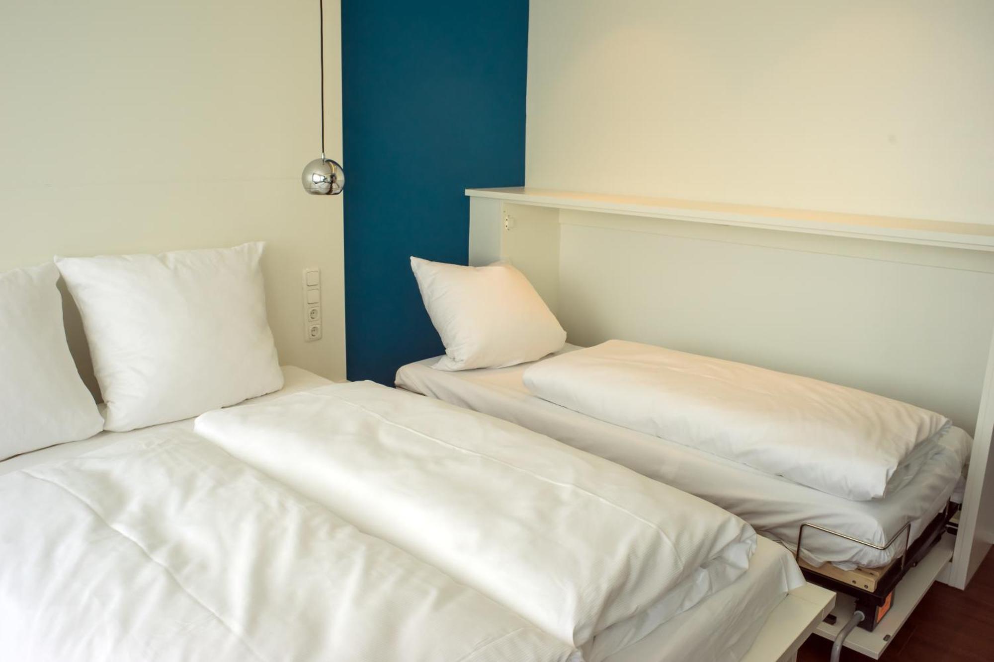 זירנדורף Hotel Knorz חדר תמונה